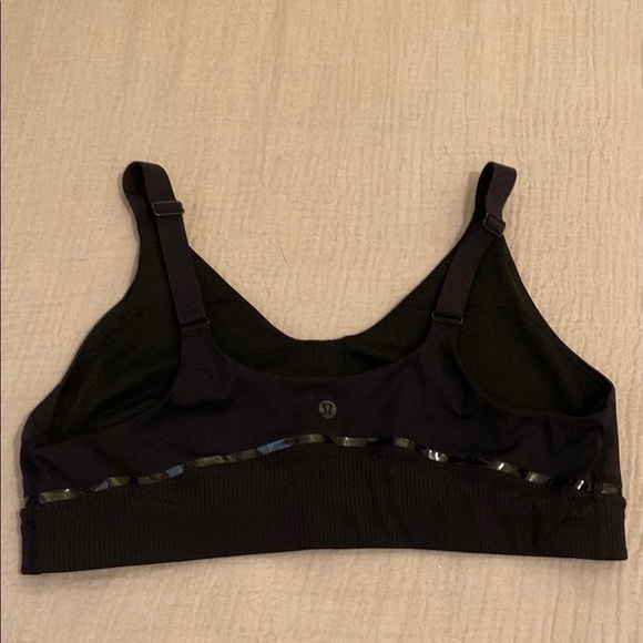 Lululemon athletica Black Women Sport Bra. Size 14 - Picture 2 of 5